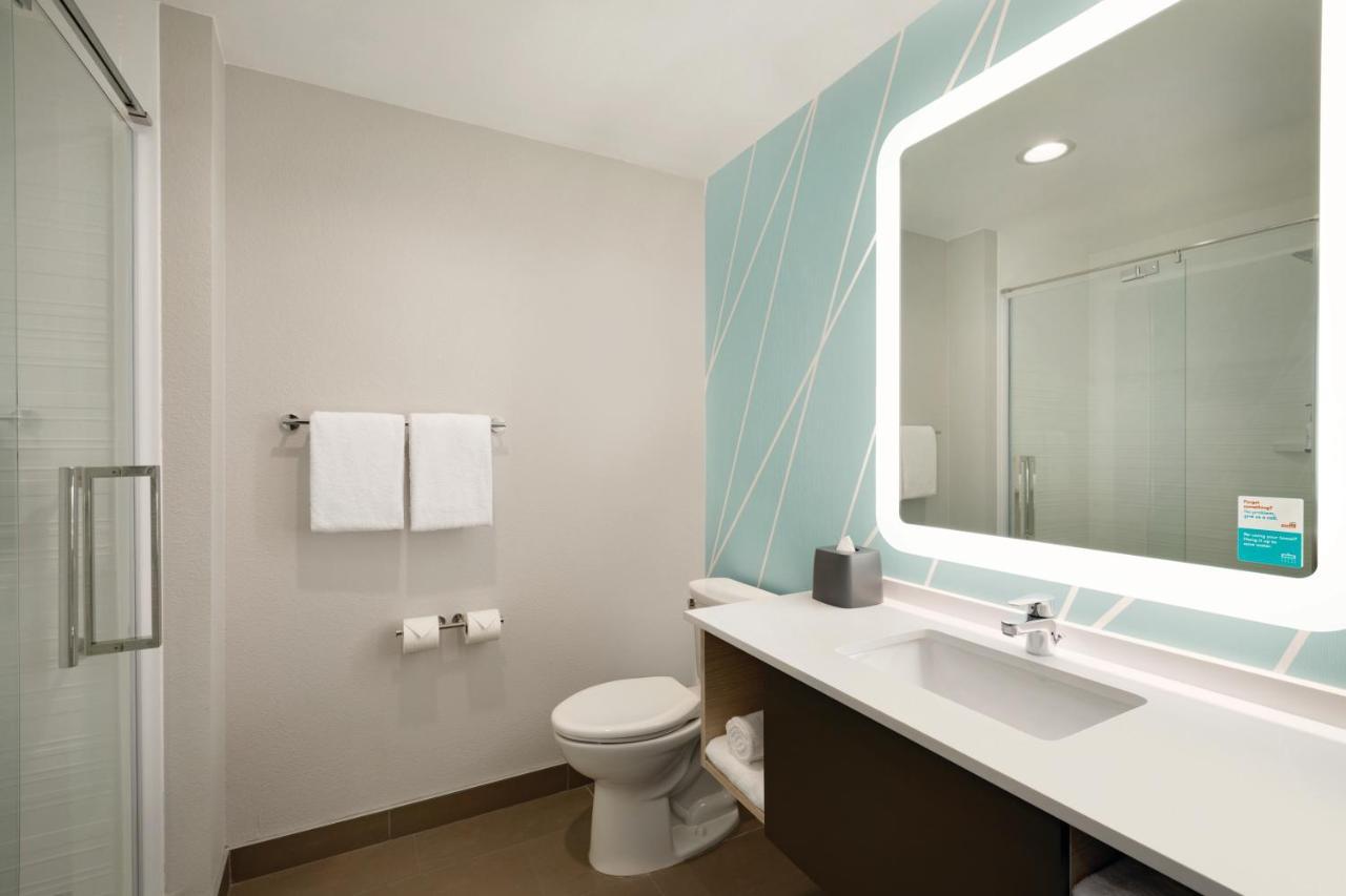 Avid Hotel - Ft Lauderdale Airport - Cruise By Ihg Dania Beach Bagian luar foto